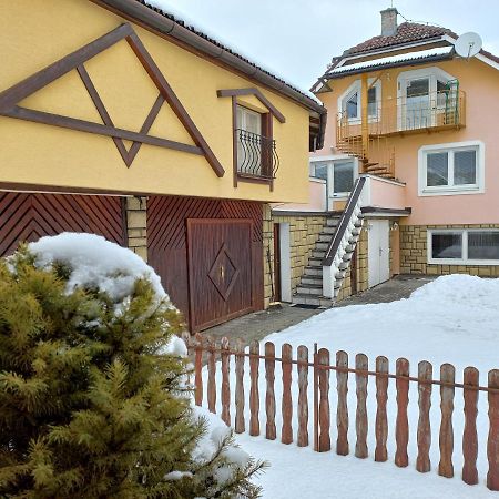Apartman Elegant Bešeňová 外观 照片