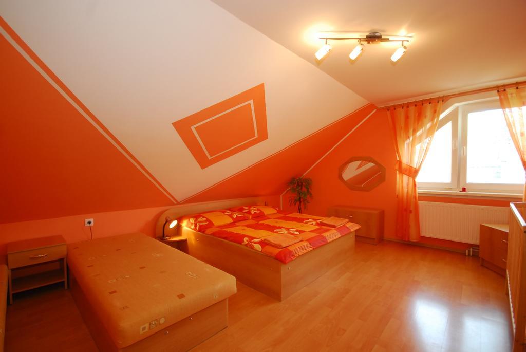 Apartman Elegant Bešeňová 客房 照片